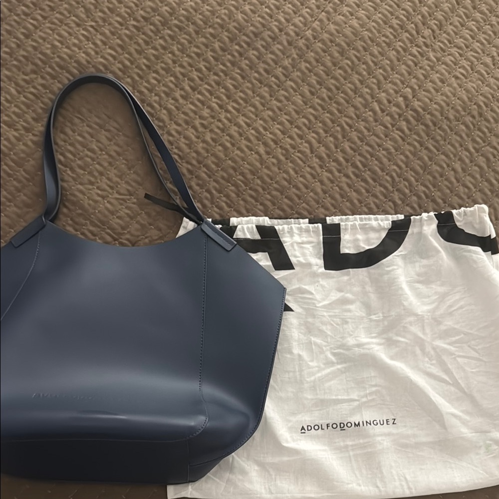 Adolfo Dominguez Blue Leather Shoulder Bag